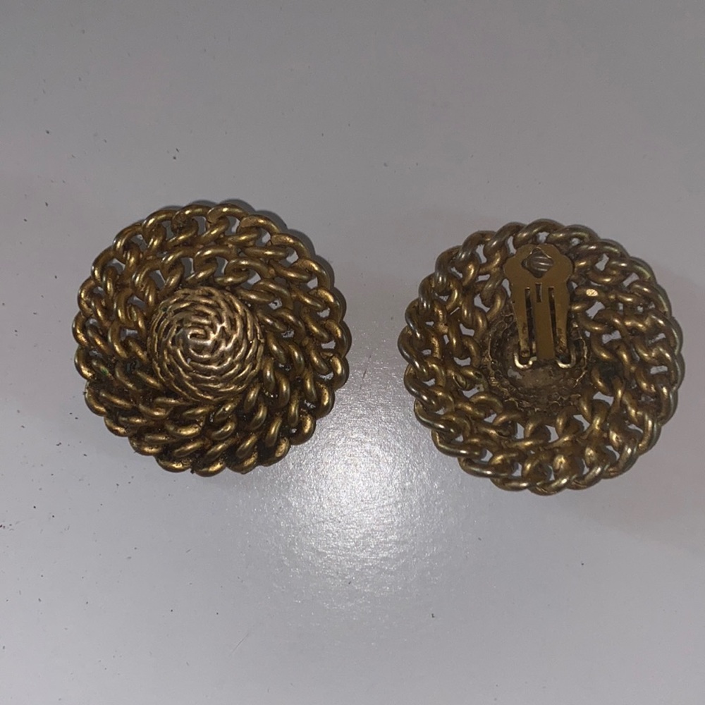 Vintage 80s button Clip on earrings